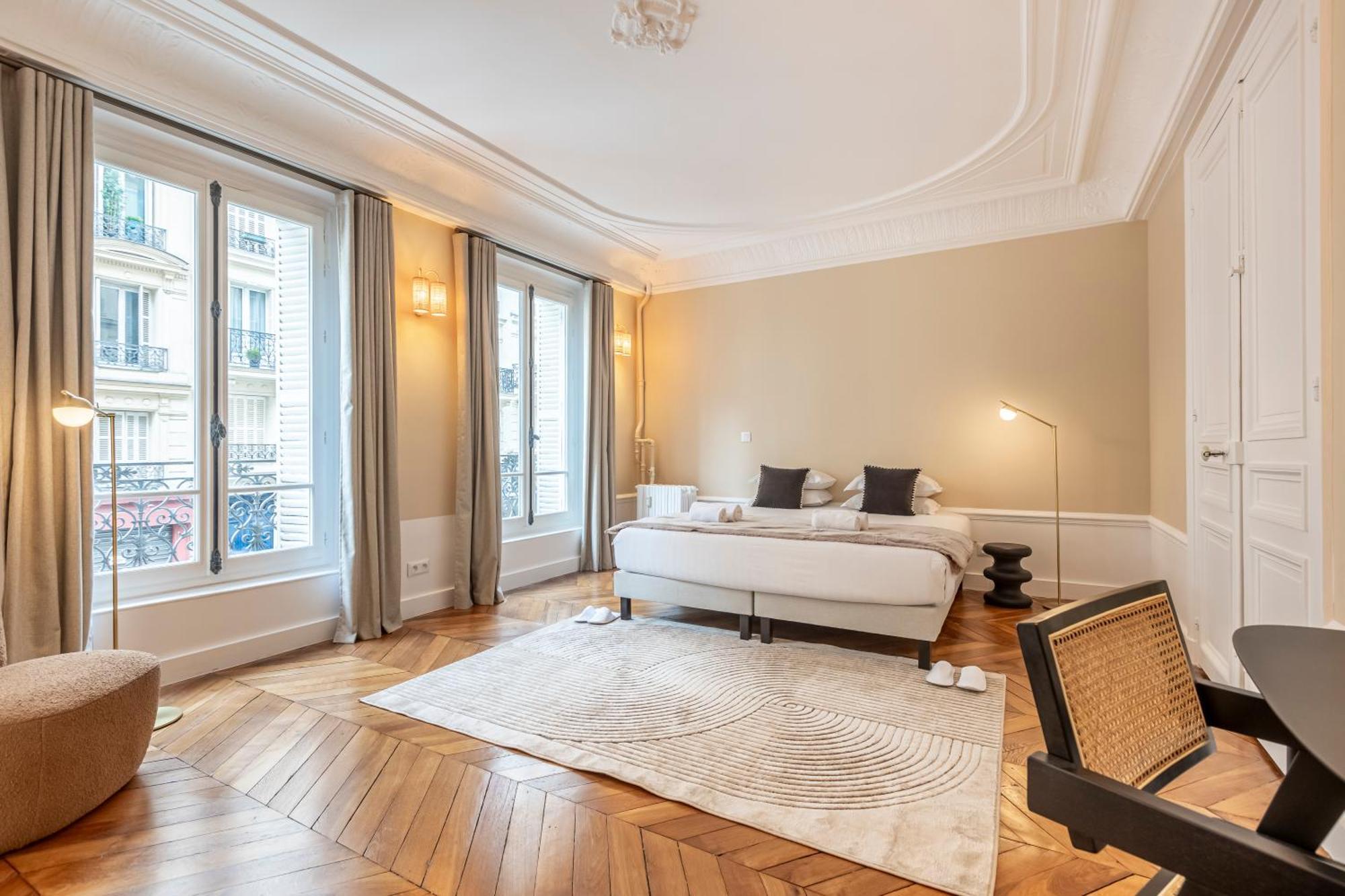 Sweett - Rue De Rome Parigi